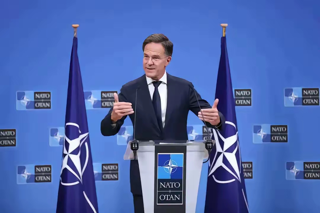 qy球友会官网冲刺阶段英超焦点战，华盛顿奇才绝杀压哨，引发热议，临场指挥获称赞的简单介绍