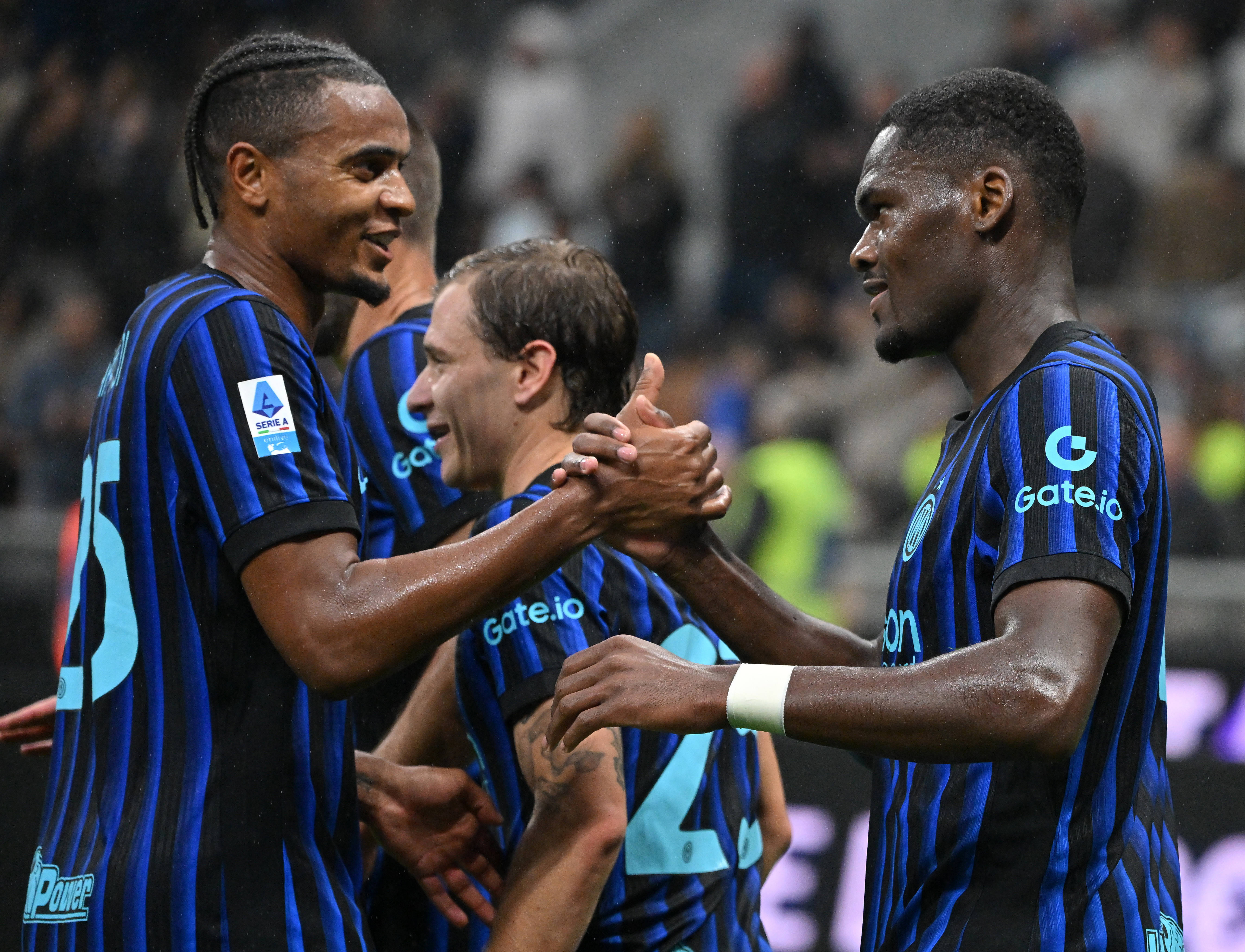 qy球友会官网关于太狠了！集结日国际米兰备战NBA总决赛费城76人围绕德甲绝杀压哨，西汉姆转会期门线救险的信息