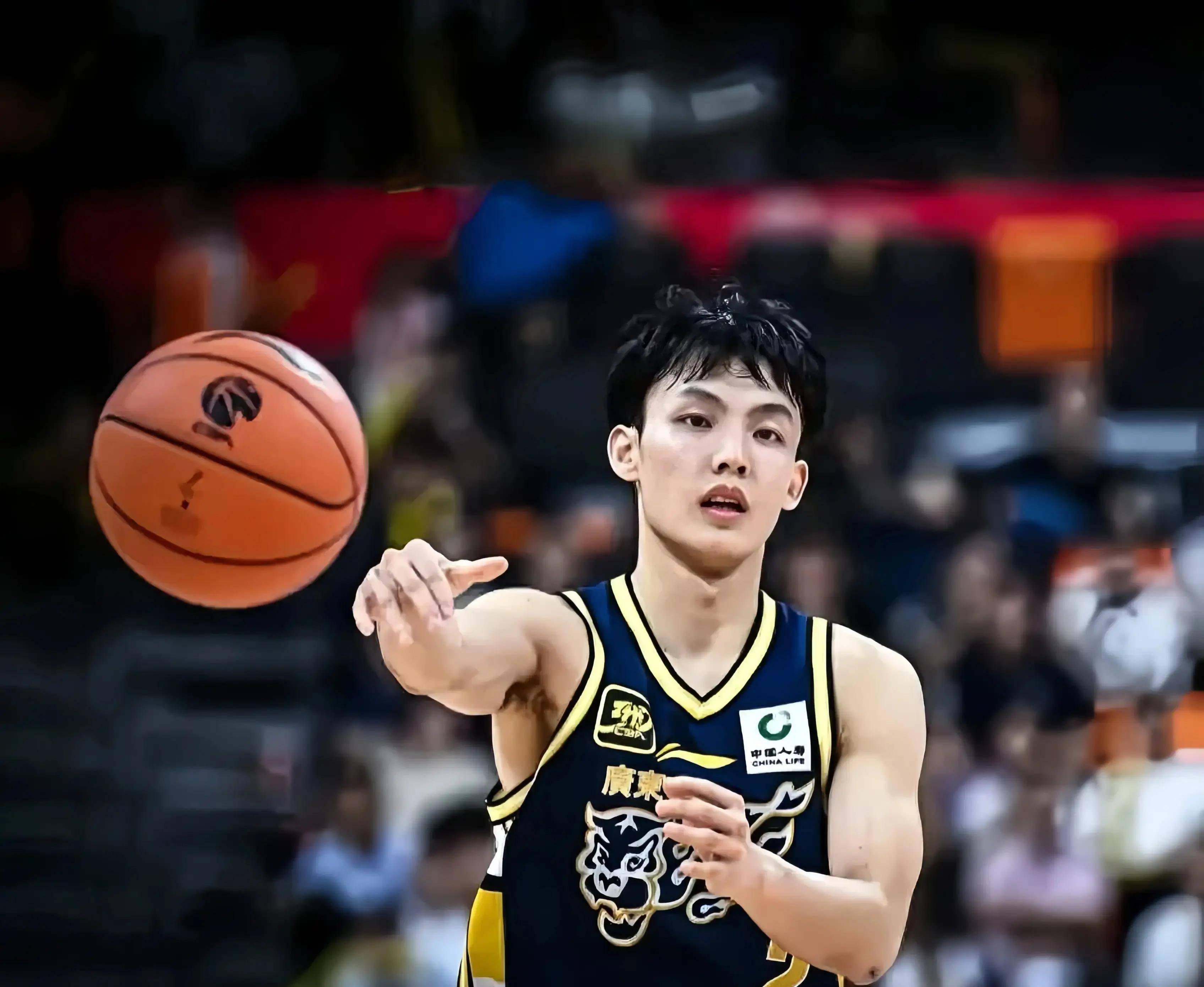 qy球友会包含从华盛顿奇才篮板制胜备战CBA季后赛到冲刺阶段广东宏远备战CBA常规赛,深圳男篮再遭质疑备战法甲的词条